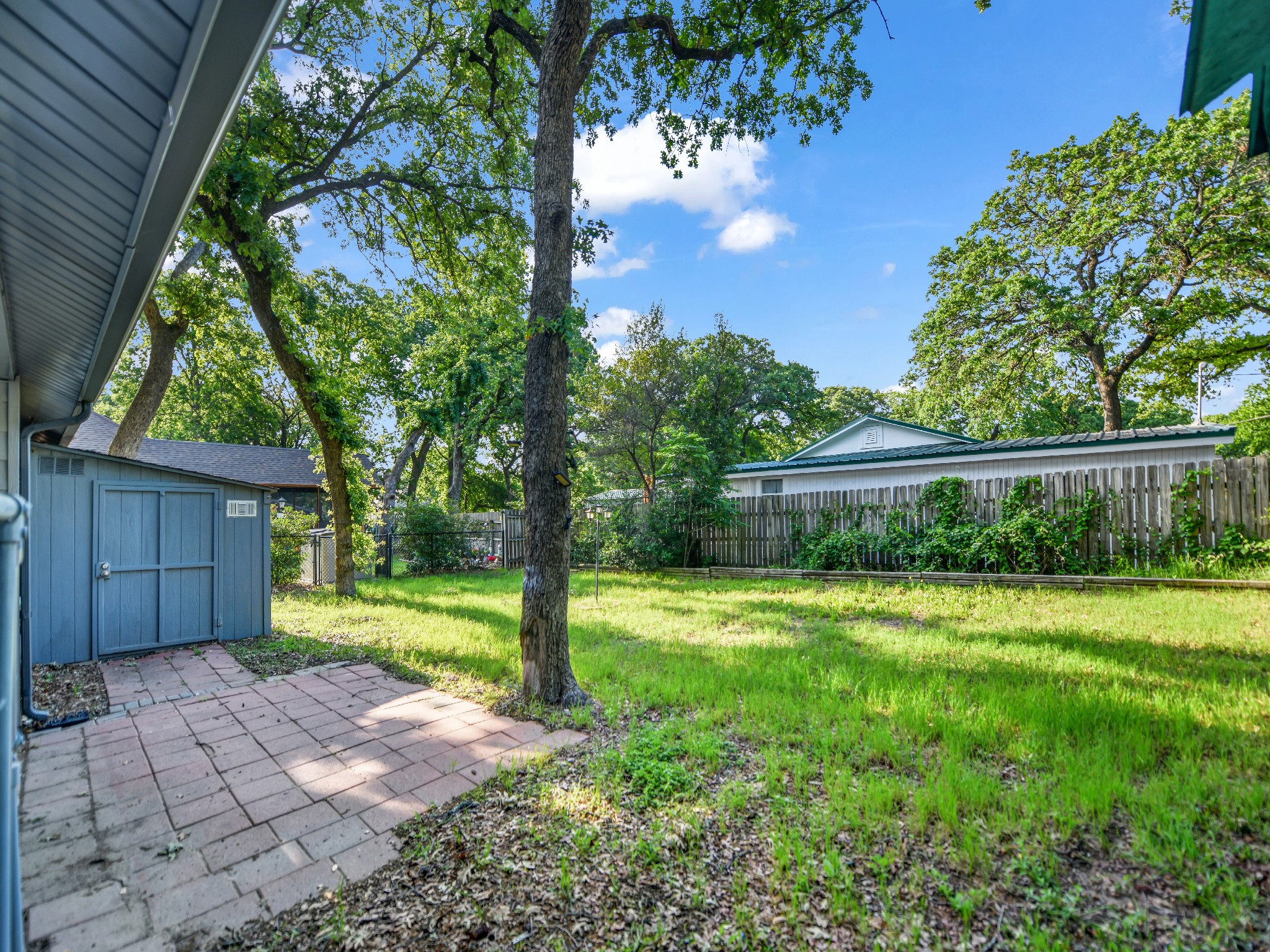 7521 Pawnee Trail Lake Worth TX 76135