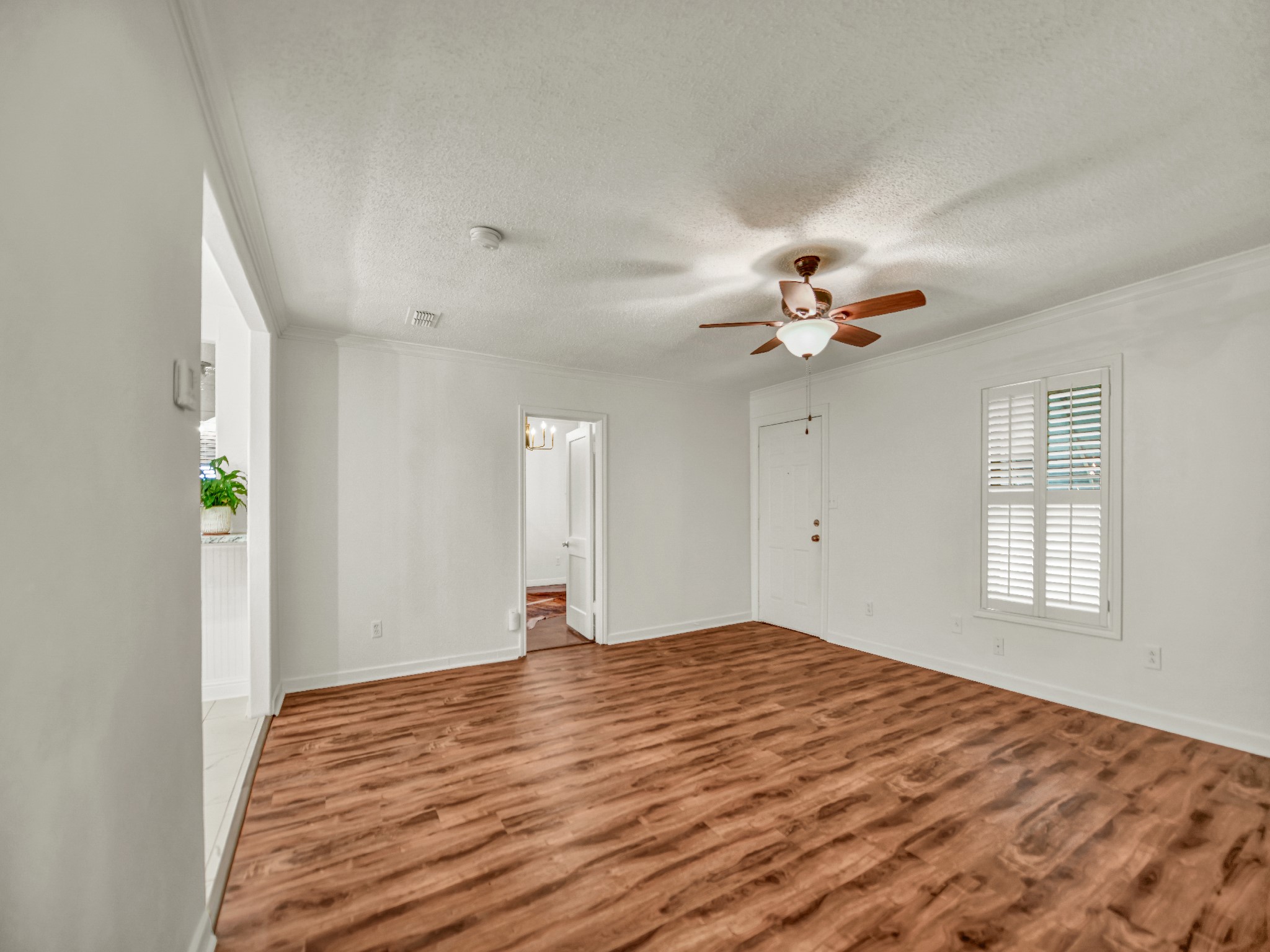 7521 Pawnee Trail Lake Worth TX 76135