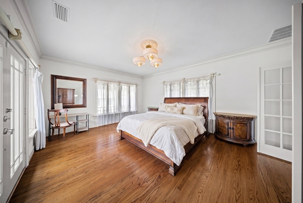 5617 Swiss Avenue Dallas TX 75214