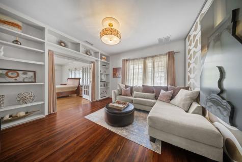 5617 Swiss Avenue Dallas TX 75214