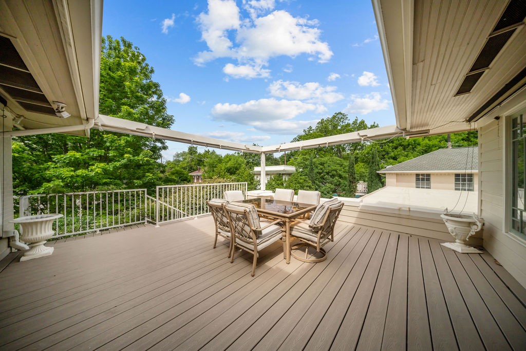 5617 Swiss Avenue Dallas TX 75214