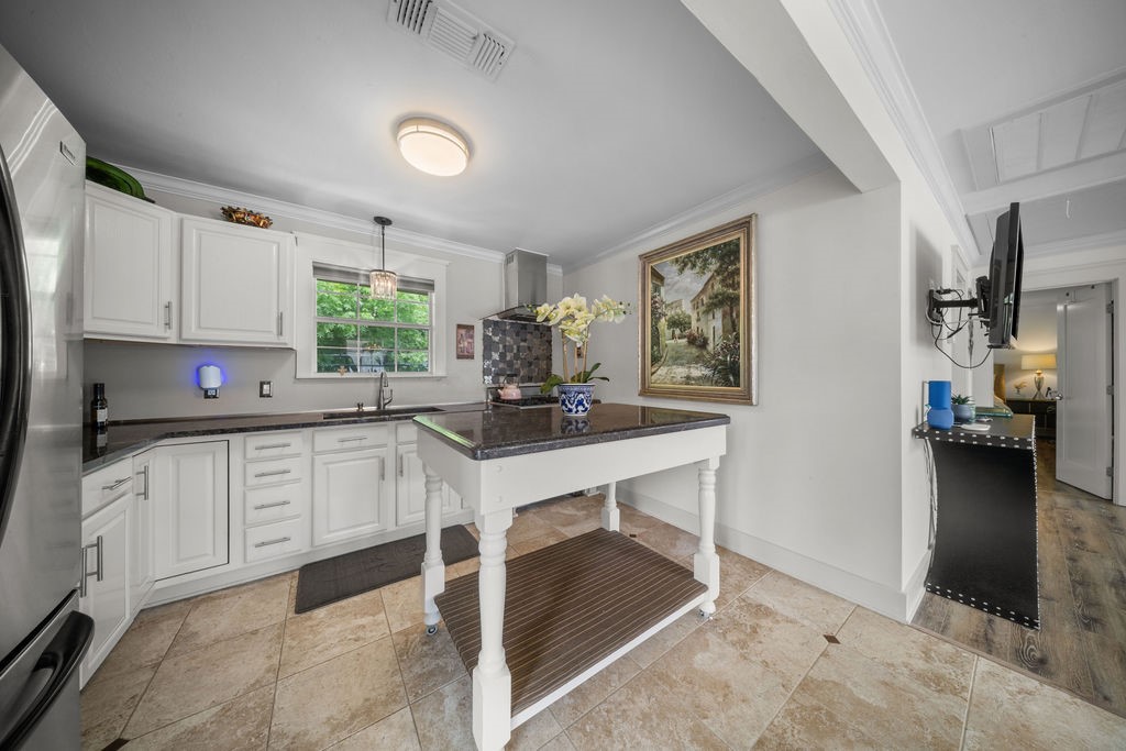 5617 Swiss Avenue Dallas TX 75214