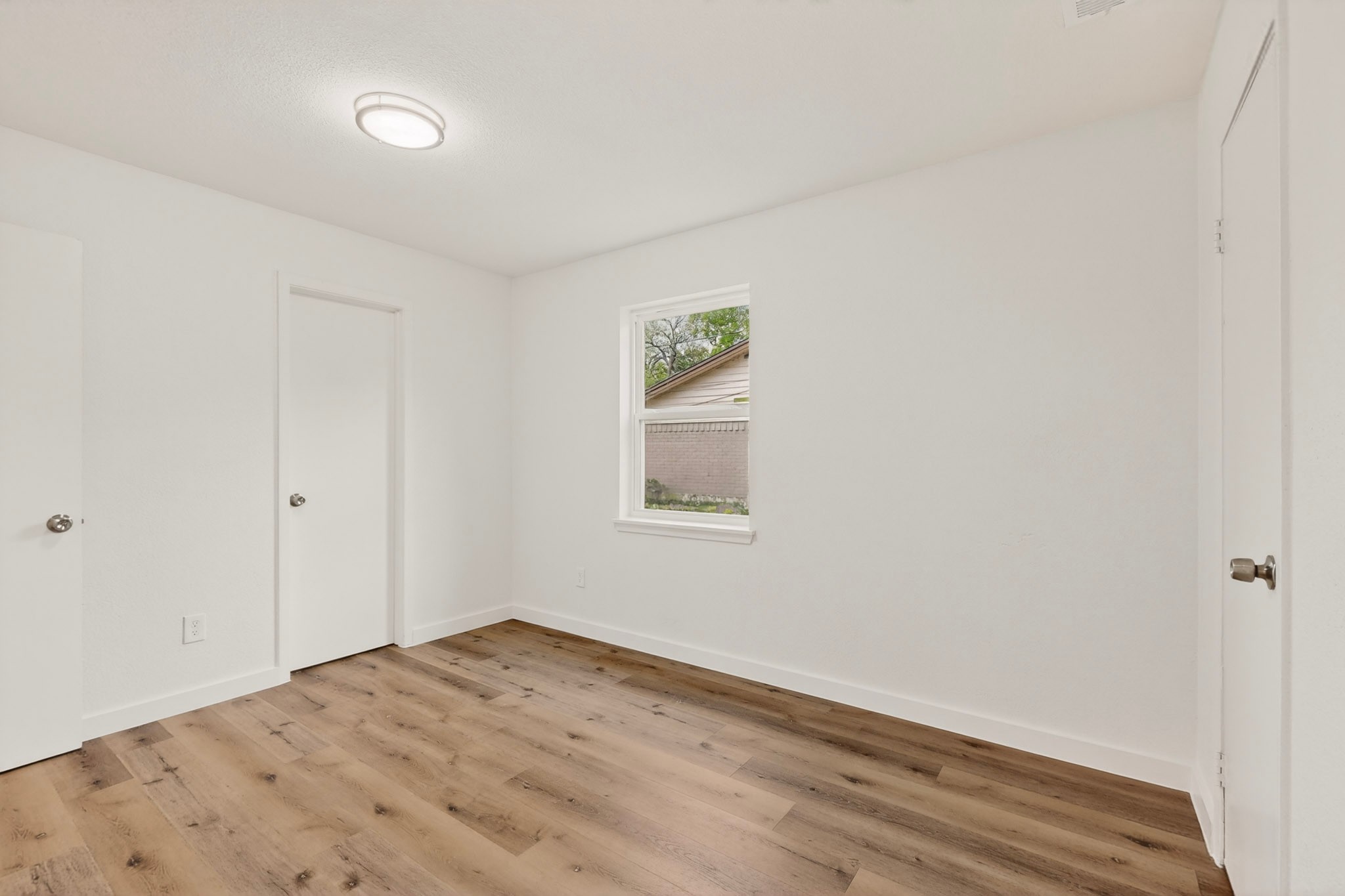 6323 Harmony Lane Dallas TX 75241