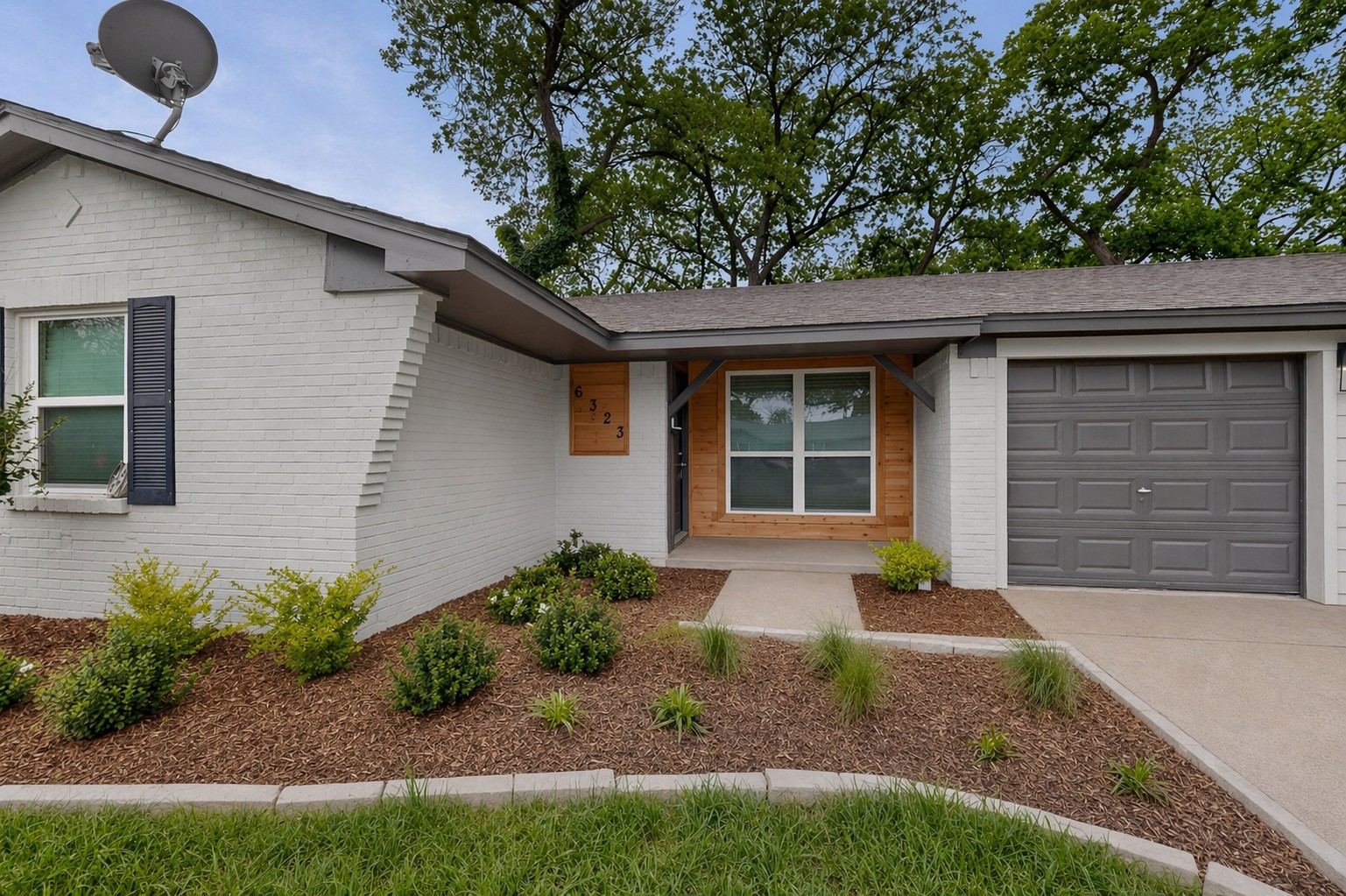 6323 Harmony Lane Dallas TX 75241