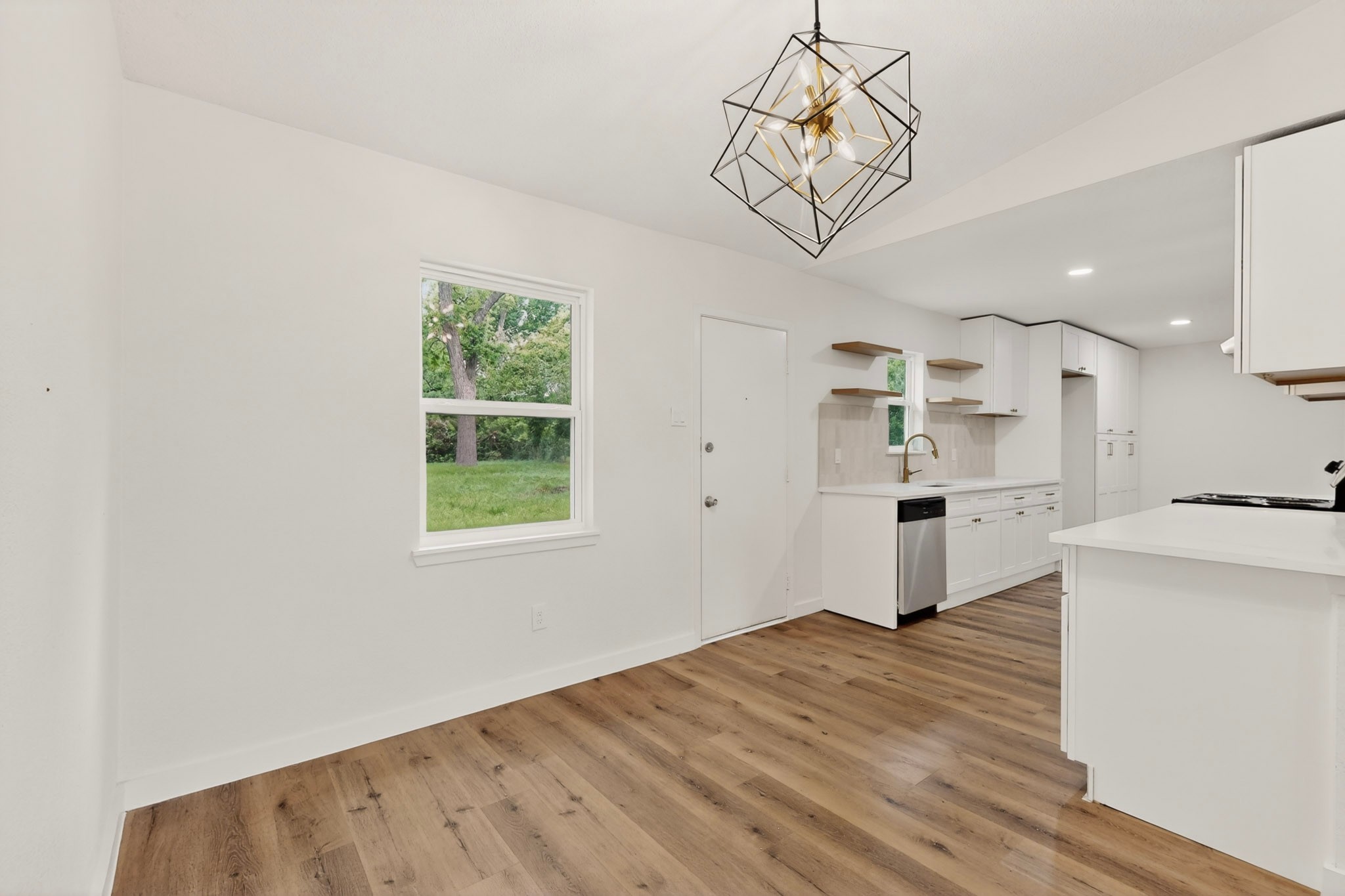 6323 Harmony Lane Dallas TX 75241
