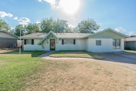 1214 John Reagan Street Benbrook TX 76126