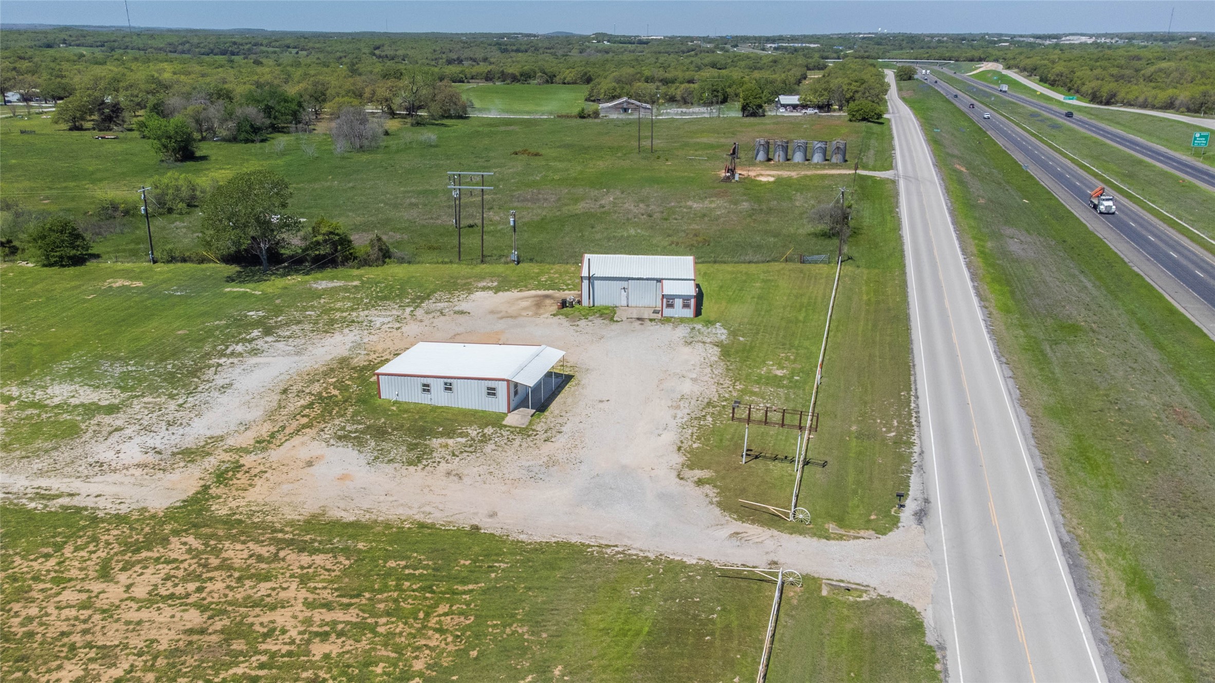 6819 Us Highway 287 South Access Road Bowie TX 76230