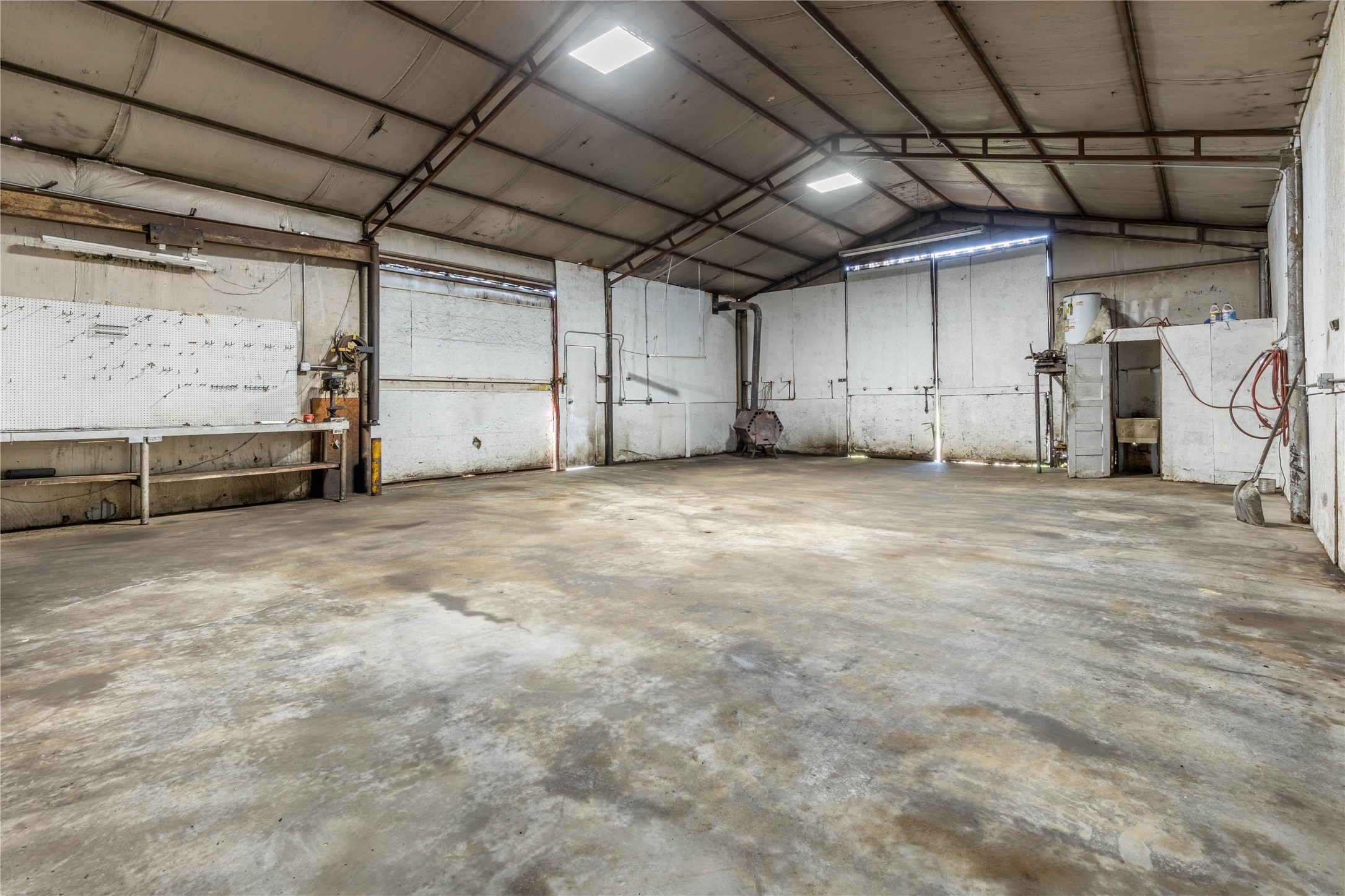 6819 Us Highway 287 South Access Road Bowie TX 76230