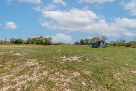 6819 Us Highway 287 South Access Road Bowie TX 76230
