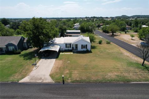 1030 Santa Clara Drive Brownwood TX 76801