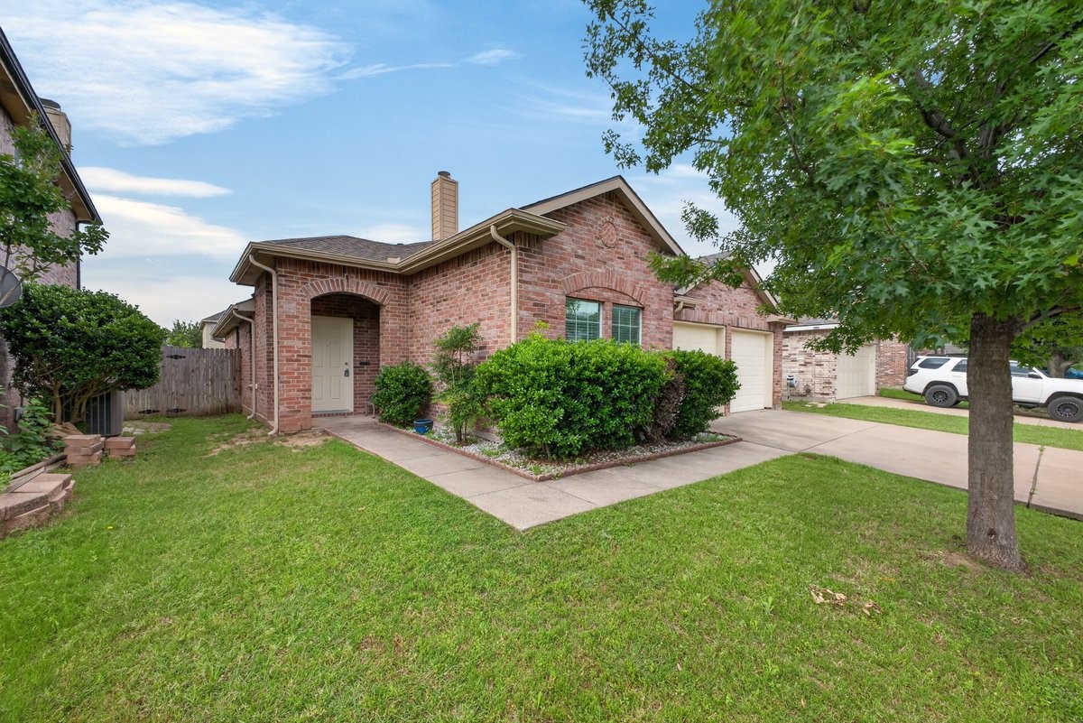1628 Birds Eye Road Fort Worth TX 76177
