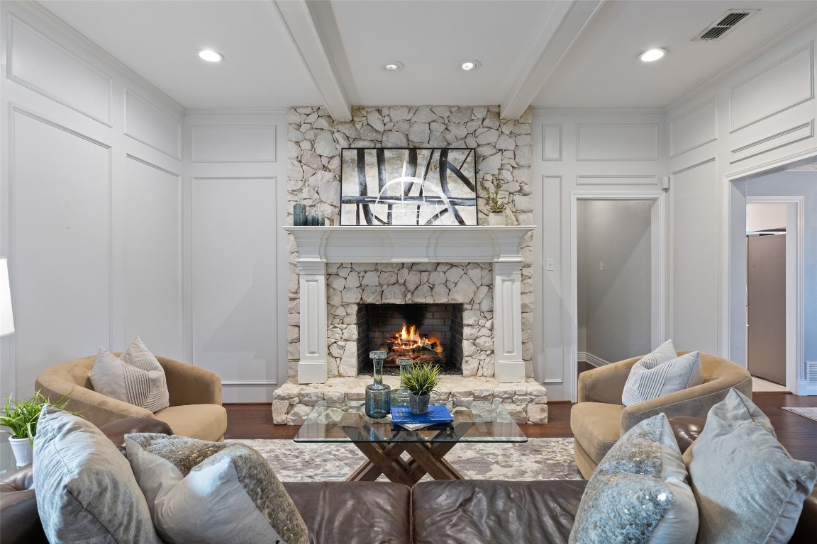 8807 Kenton Drive Dallas TX 75231