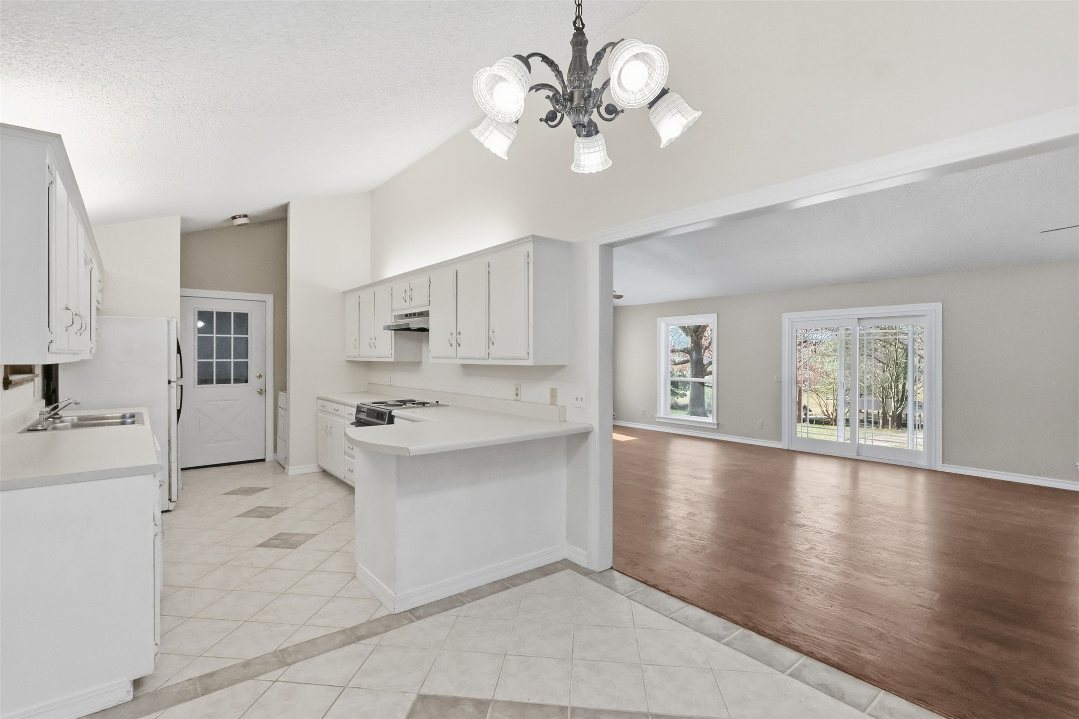 132 Cr 2933 Pittsburg TX 75686