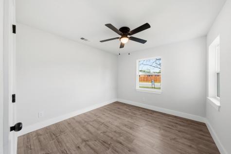 1831 Lee Street Mesquite TX 75149