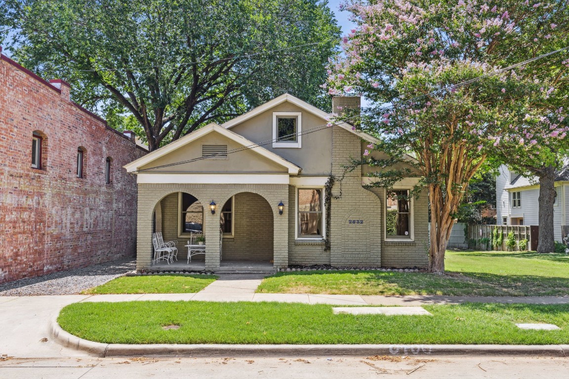 2632 Thomas Avenue Dallas TX 75204