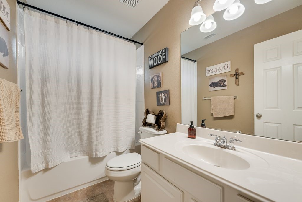 7040 Sea Star Drive Grand Prairie TX 75054