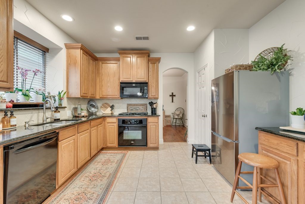 7040 Sea Star Drive Grand Prairie TX 75054