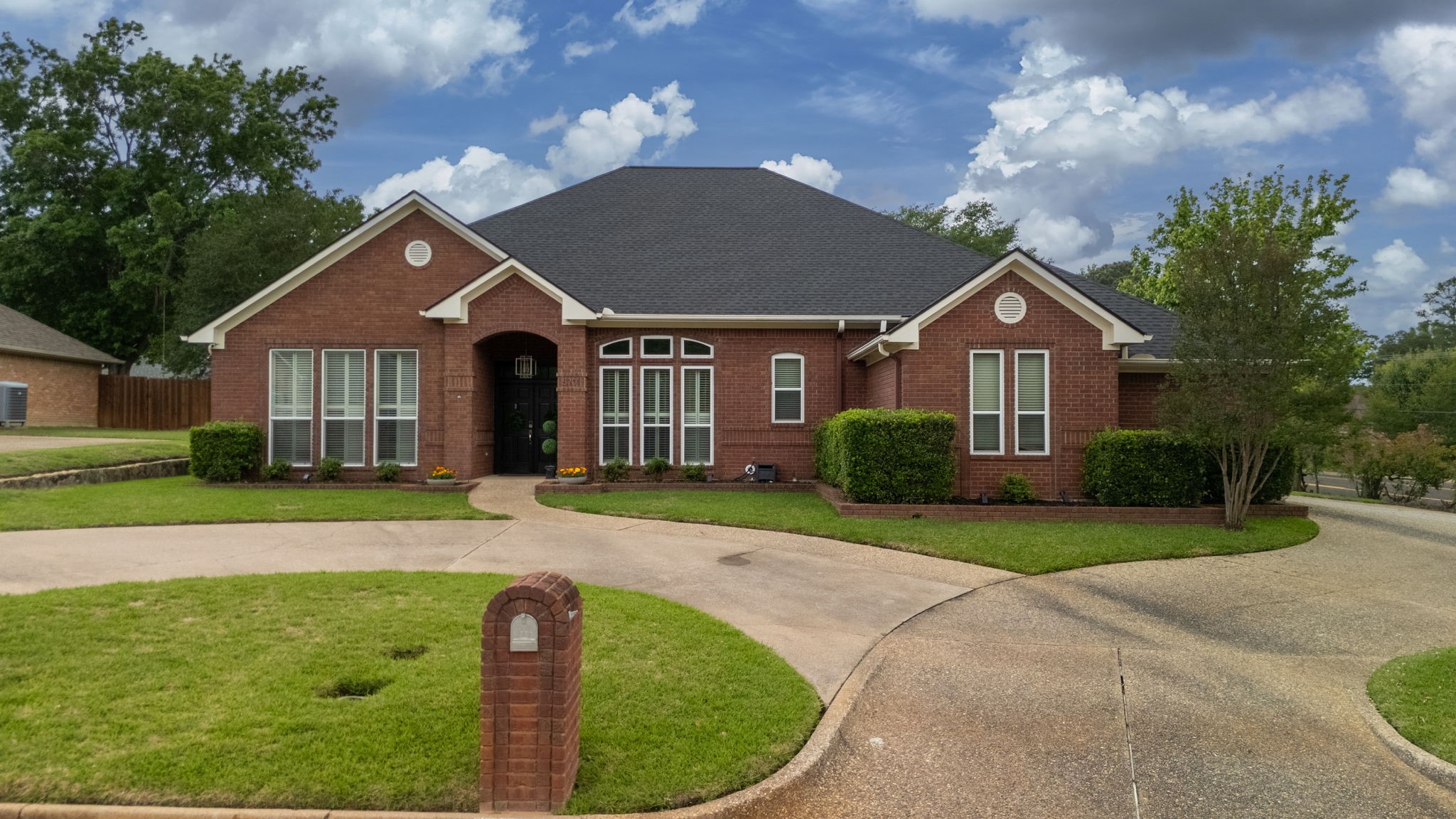 5701 Churchill Drive Tyler TX 75703