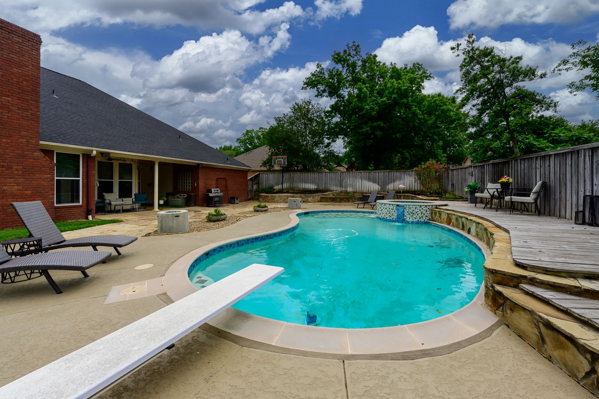 5701 Churchill Drive Tyler TX 75703