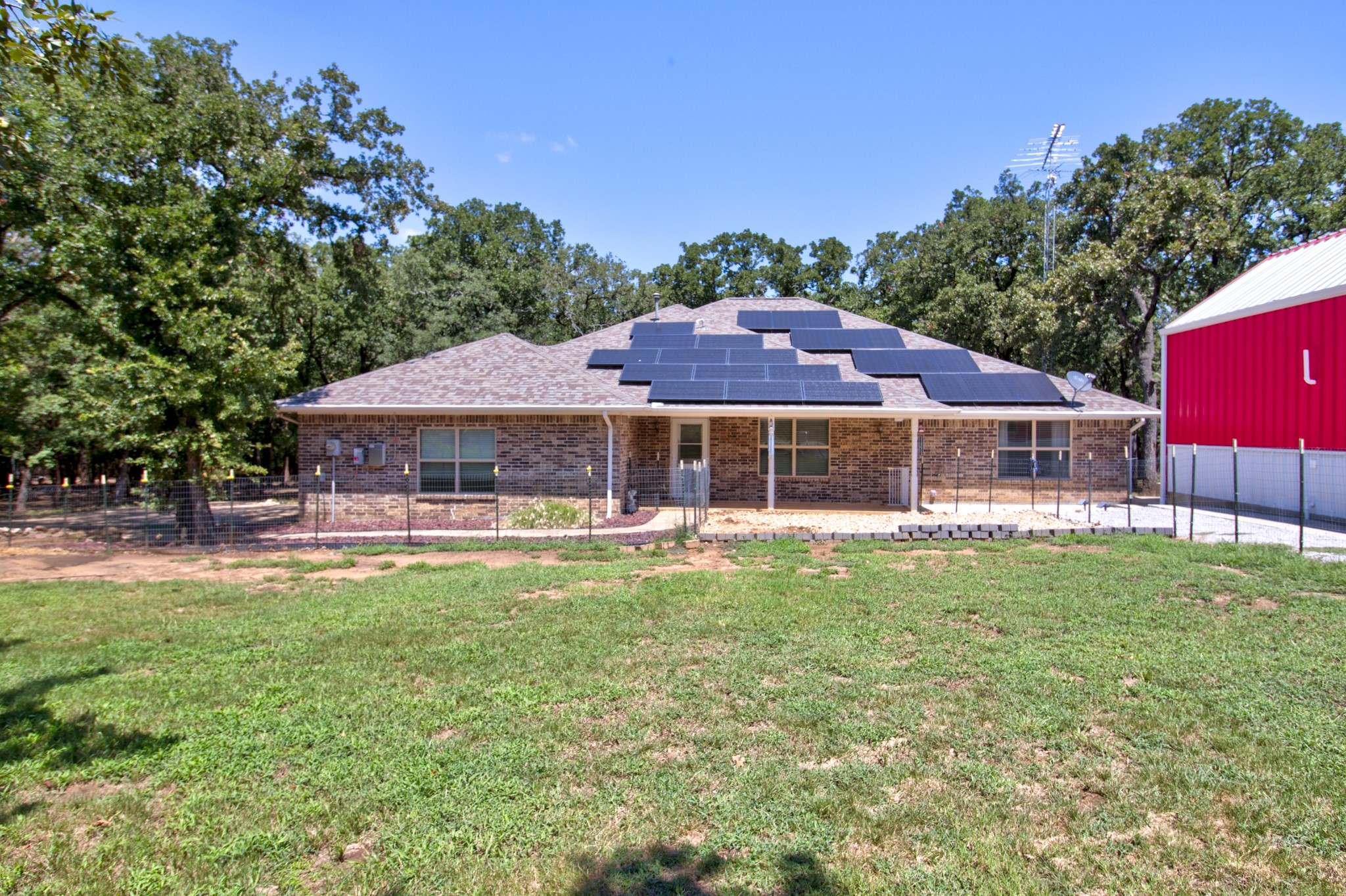 203 Eastern Valley Lane Whitesboro TX 76273