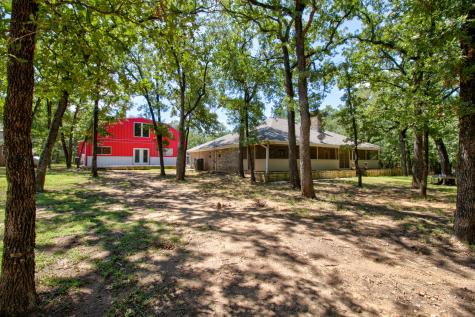 203 Eastern Valley Lane Whitesboro TX 76273