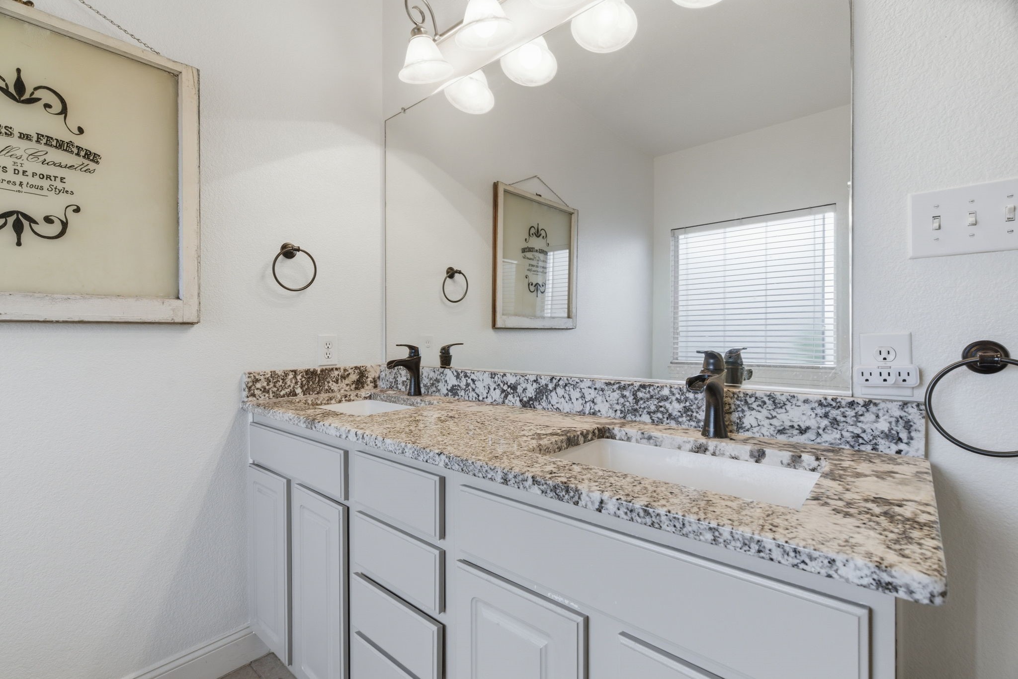 10056 Bull Run Fort Worth TX 76177