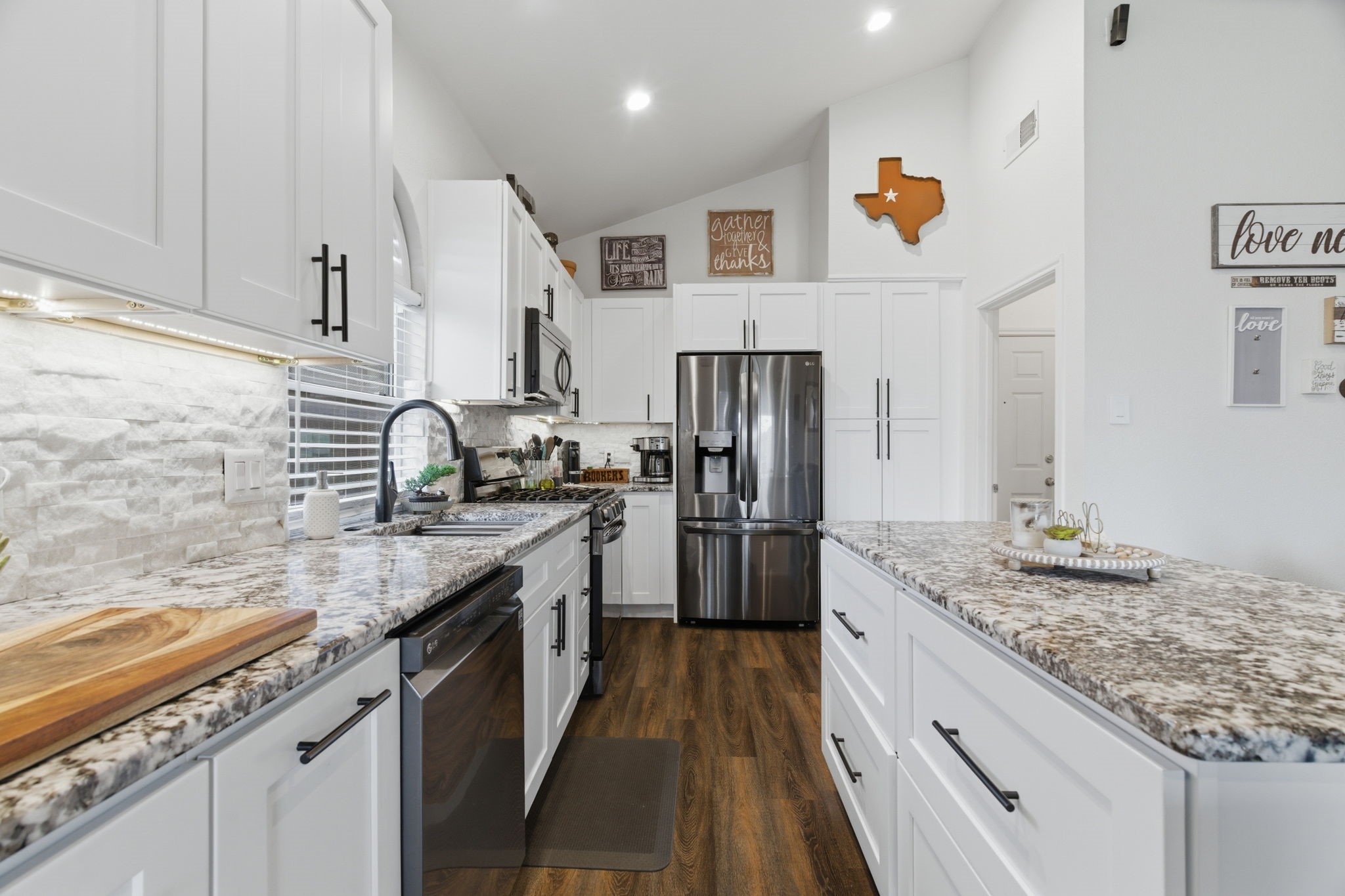 10056 Bull Run Fort Worth TX 76177