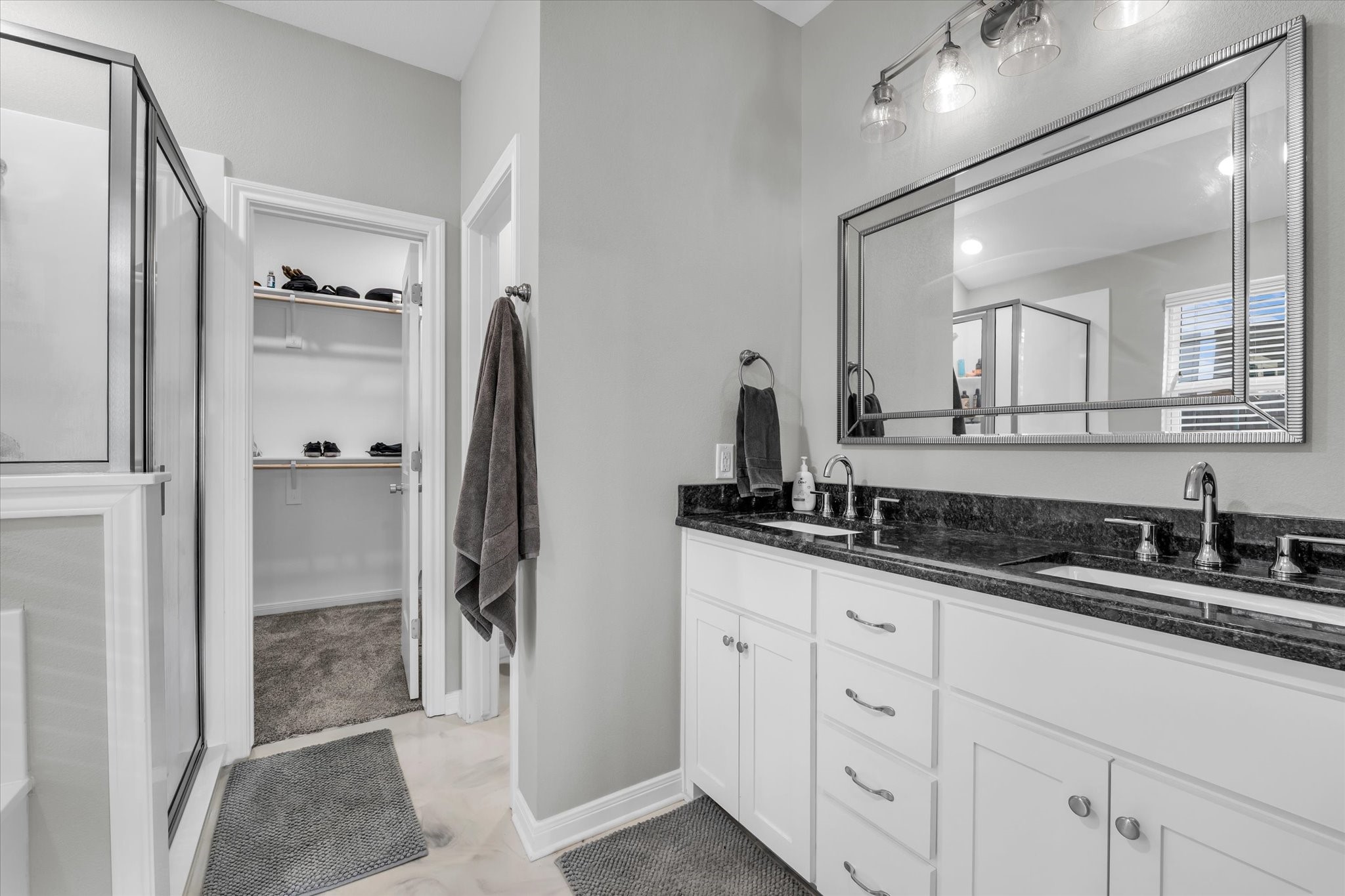 412 Travis Drive Mcgregor TX 76657