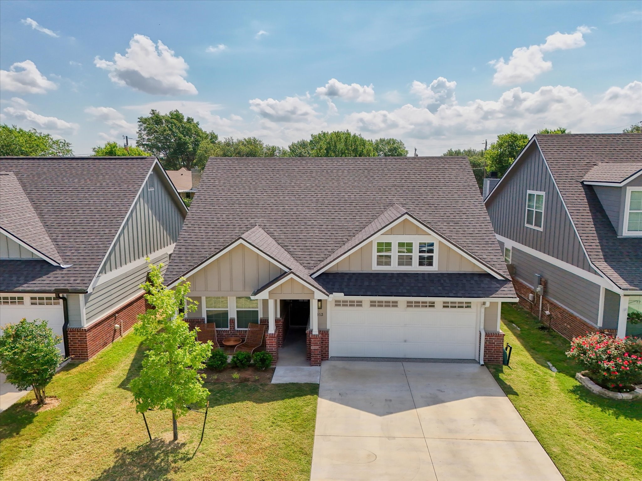 412 Travis Drive Mcgregor TX 76657