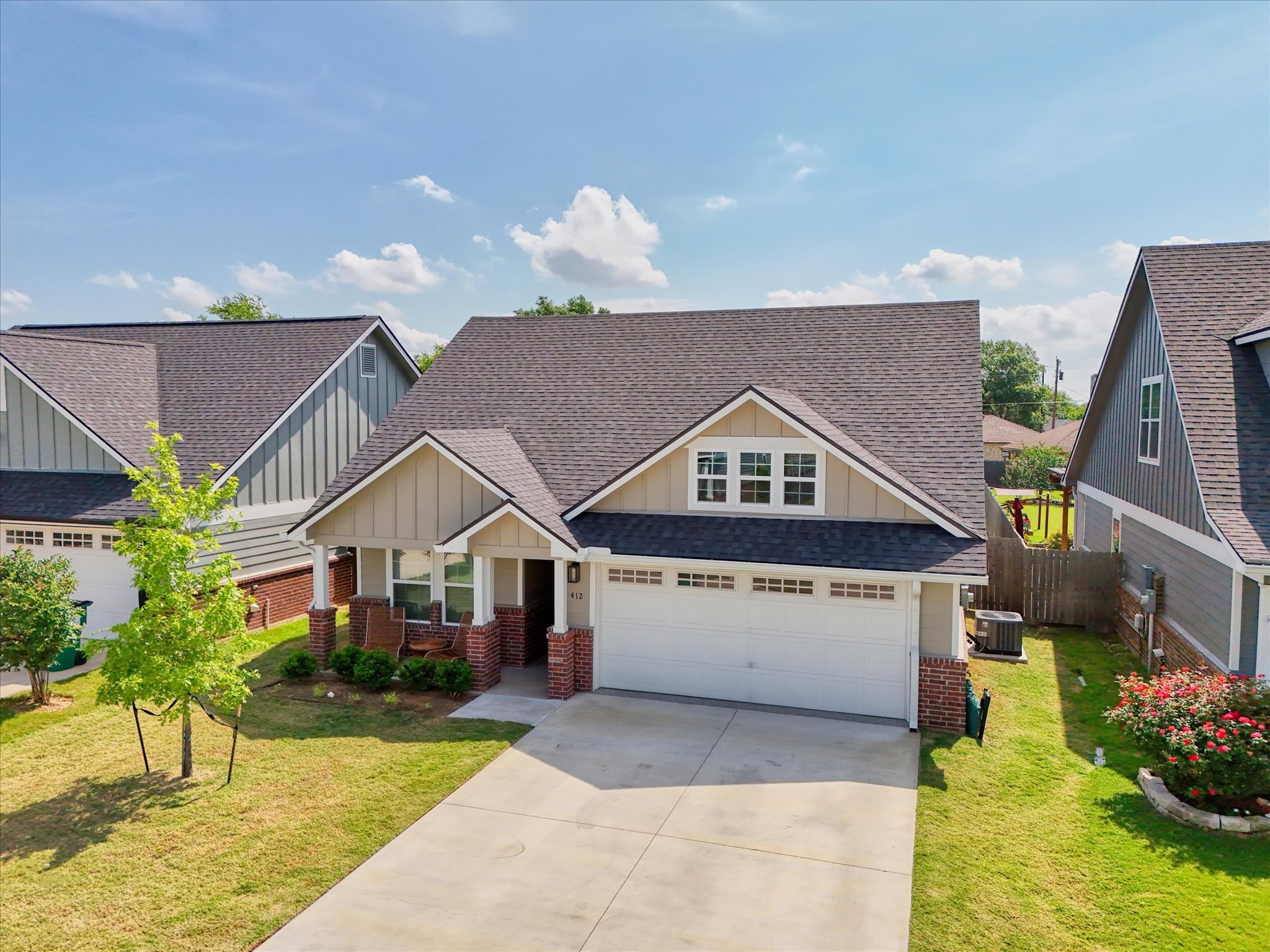 412 Travis Drive Mcgregor TX 76657