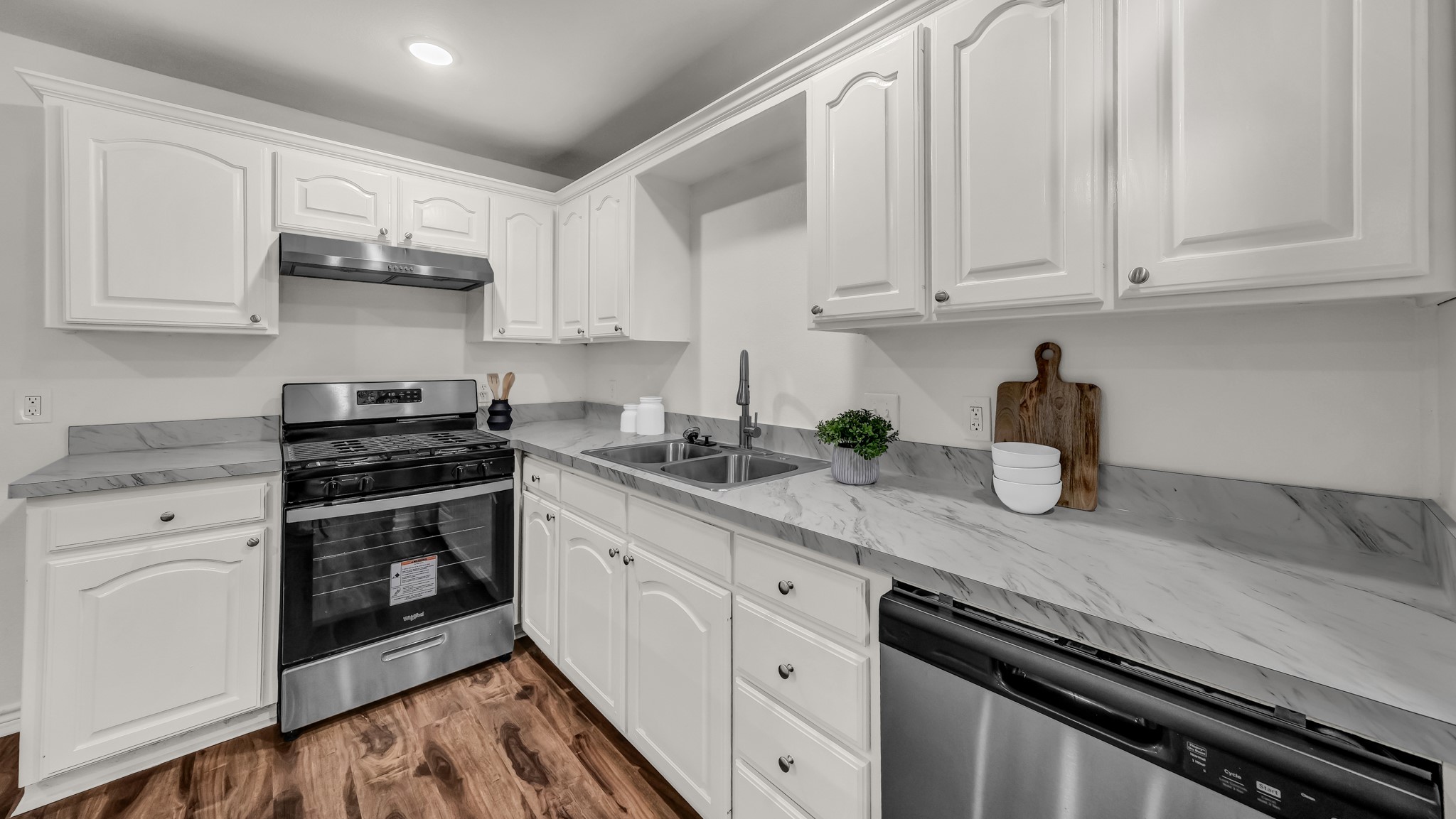 3521 Kenwood Avenue Fort Worth TX 76116