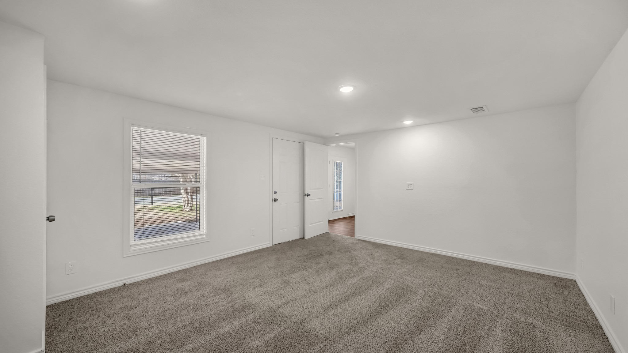 3521 Kenwood Avenue Fort Worth TX 76116