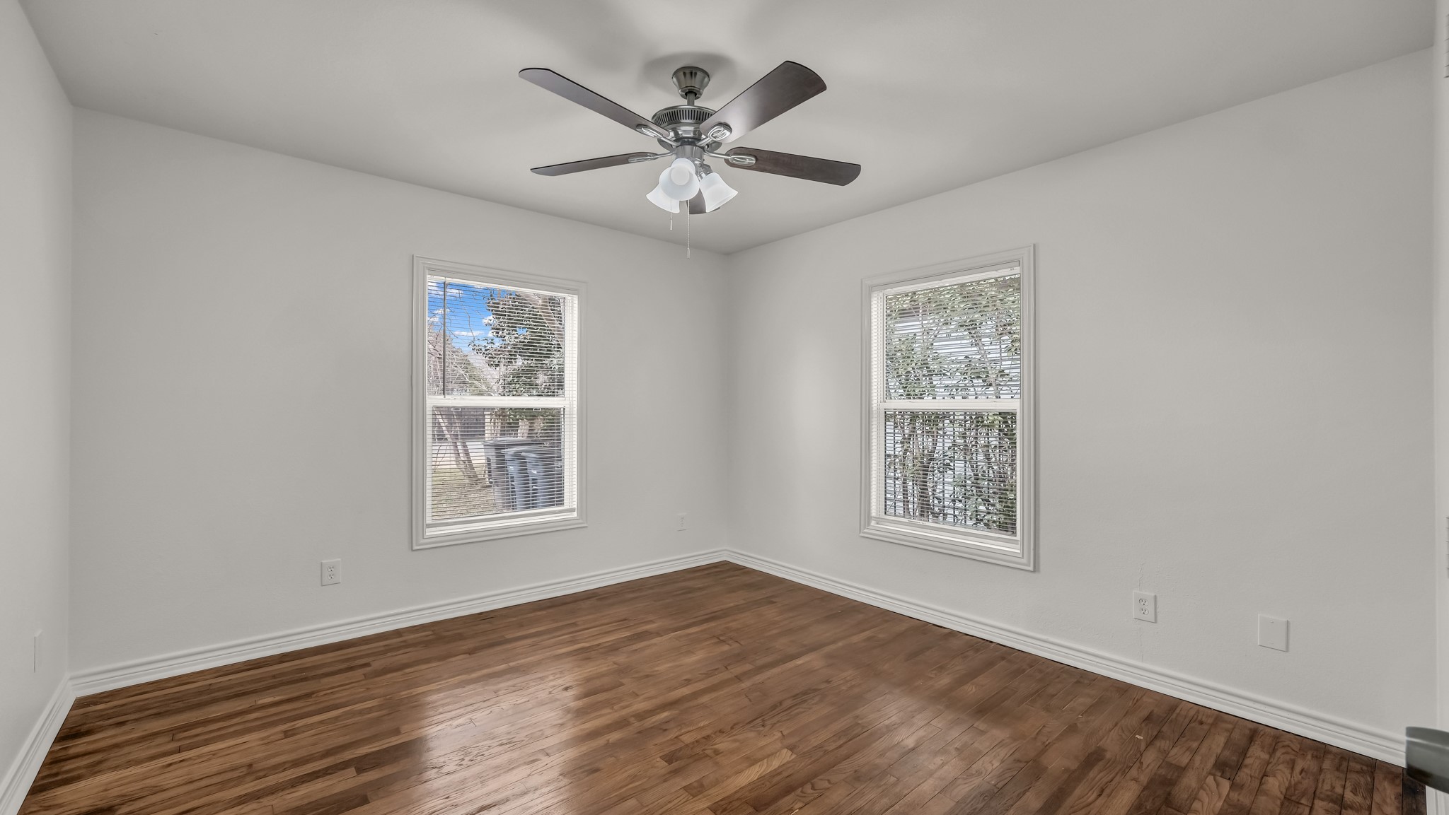 3521 Kenwood Avenue Fort Worth TX 76116