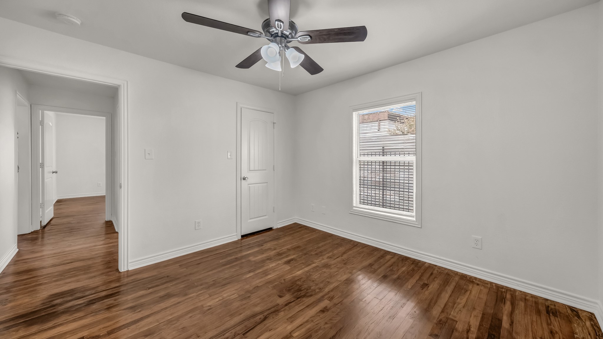3521 Kenwood Avenue Fort Worth TX 76116