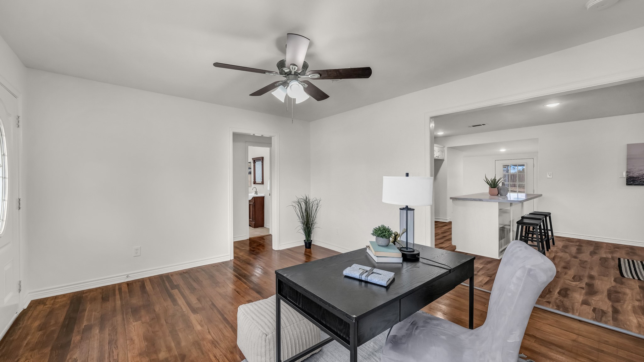 3521 Kenwood Avenue Fort Worth TX 76116