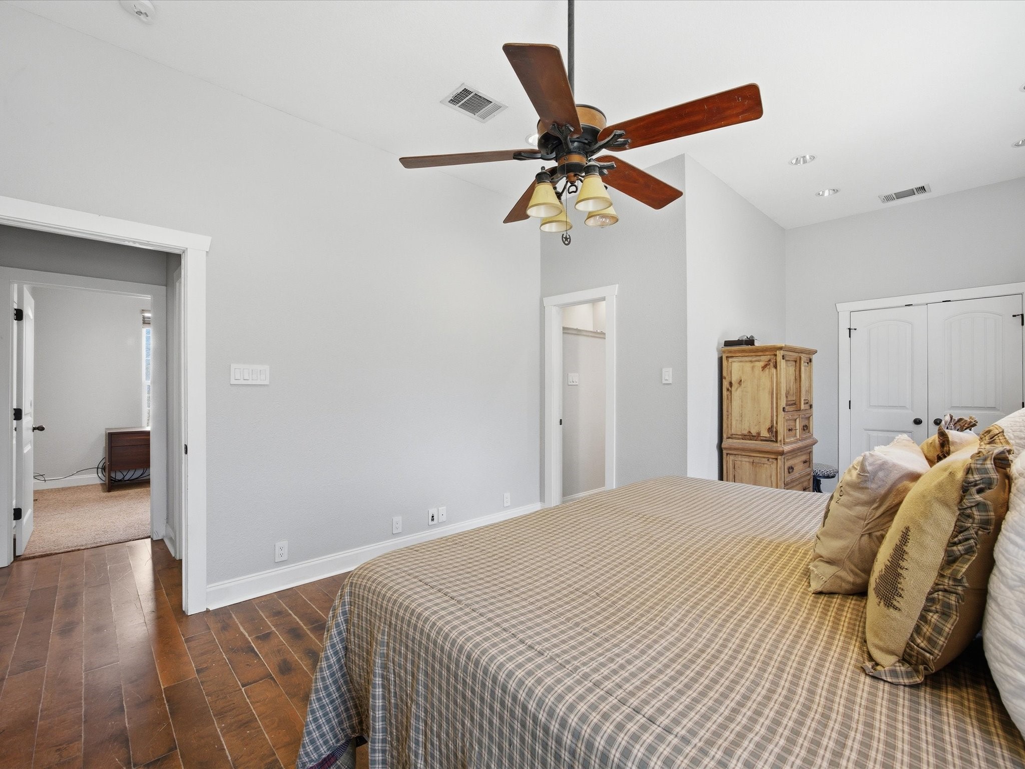 426 County Road 3435 Paradise TX 76073