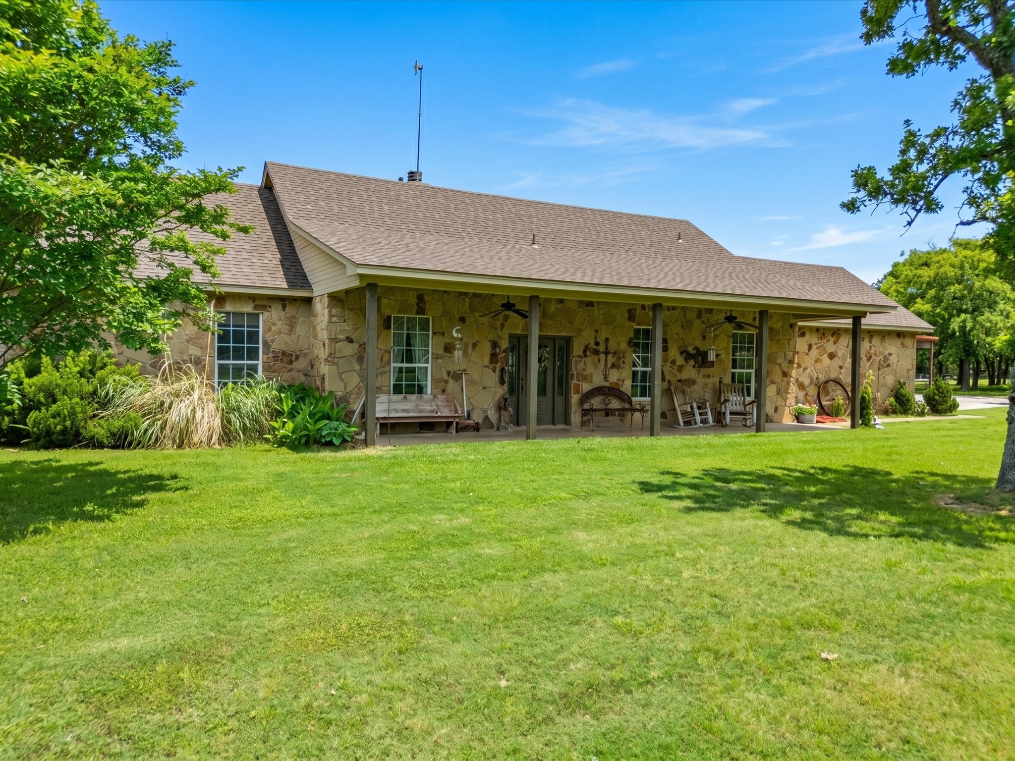426 County Road 3435 Paradise TX 76073