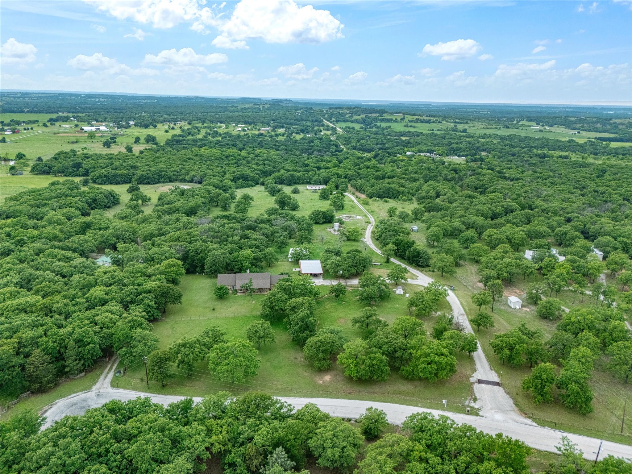 426 County Road 3435 Paradise TX 76073