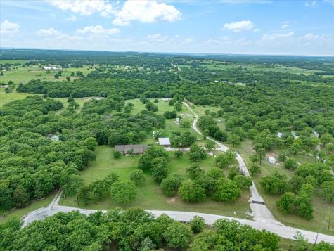 426 County Road 3435 Paradise TX 76073