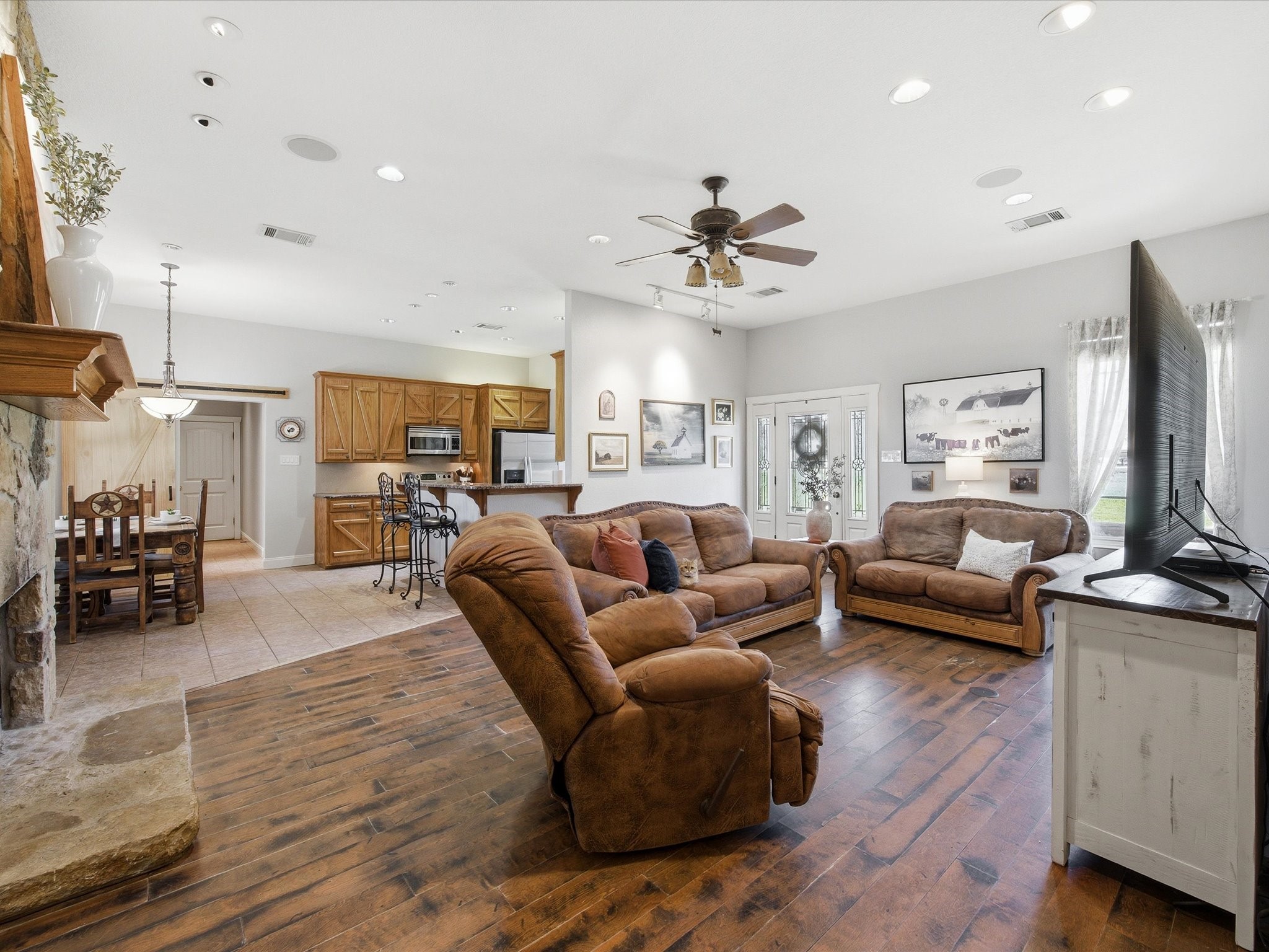 426 County Road 3435 Paradise TX 76073