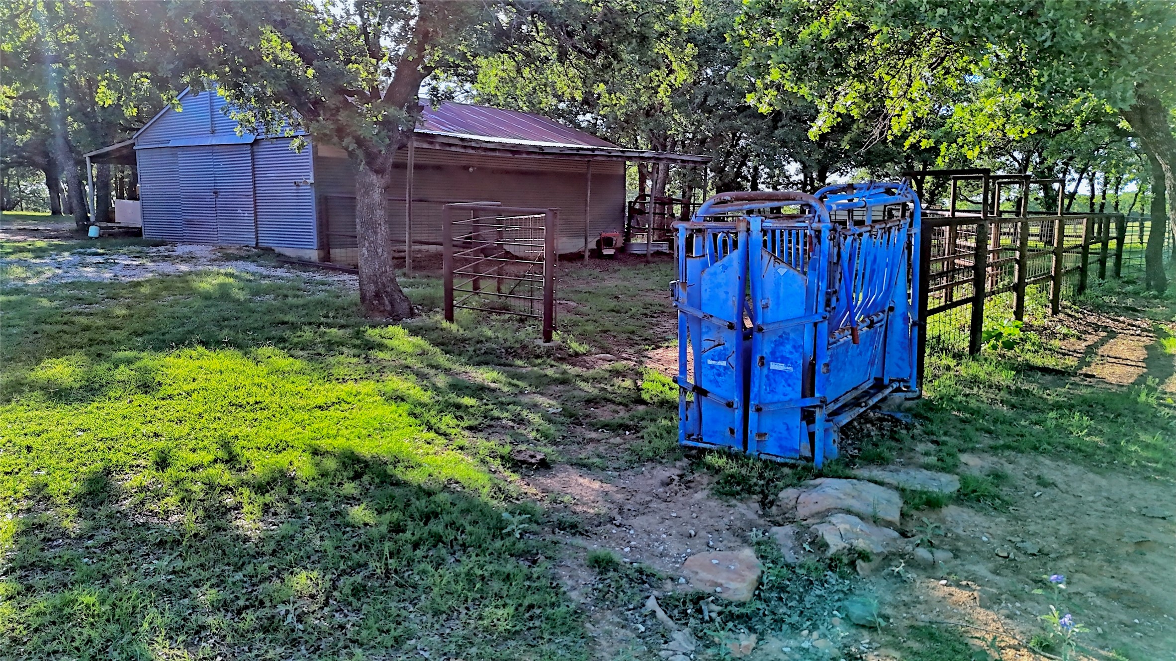 858 Ford Road Bowie TX 76230