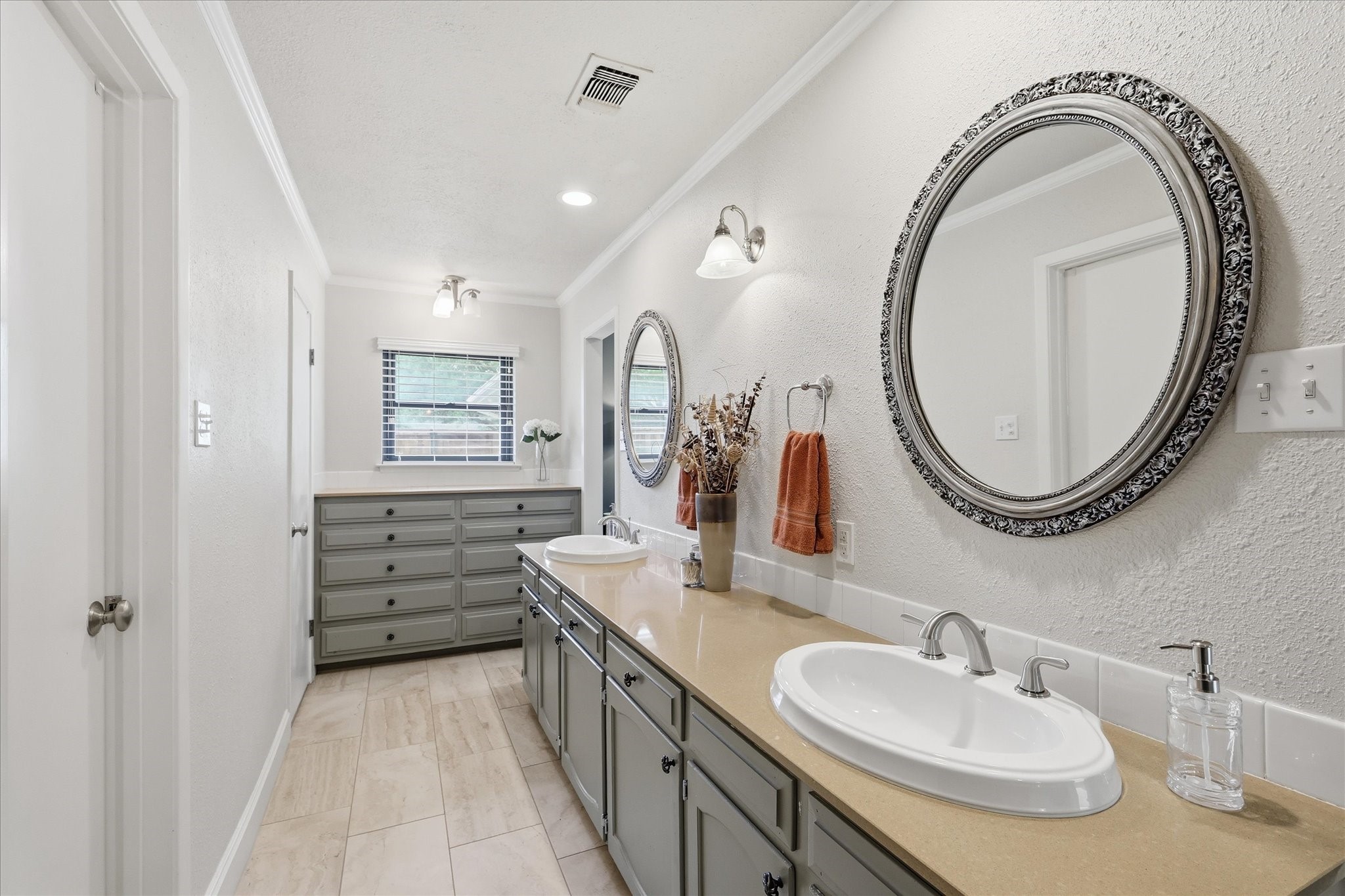 7200 Tamarack Road Benbrook TX 76116