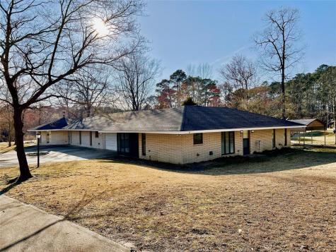 204 County Road 492 Carthage TX 75633