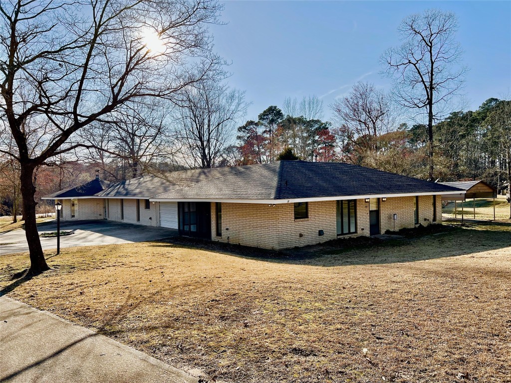 204 County Road 492 Carthage TX 75633