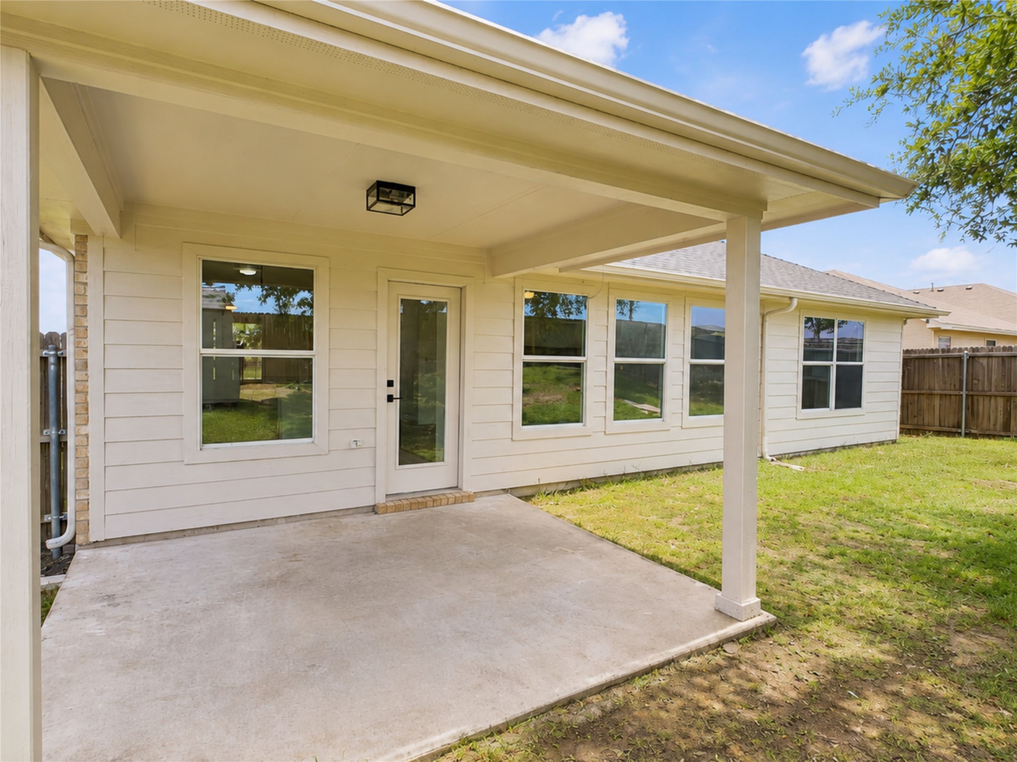 1511 Jacksons Run Greenville TX 75402