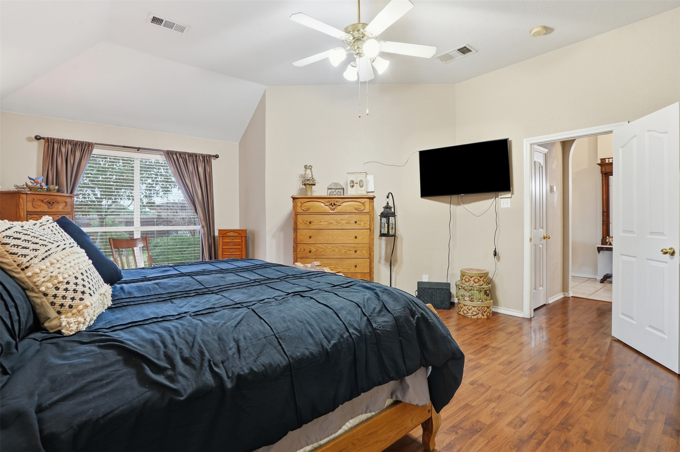 901 Dylan Court Burleson TX 76028