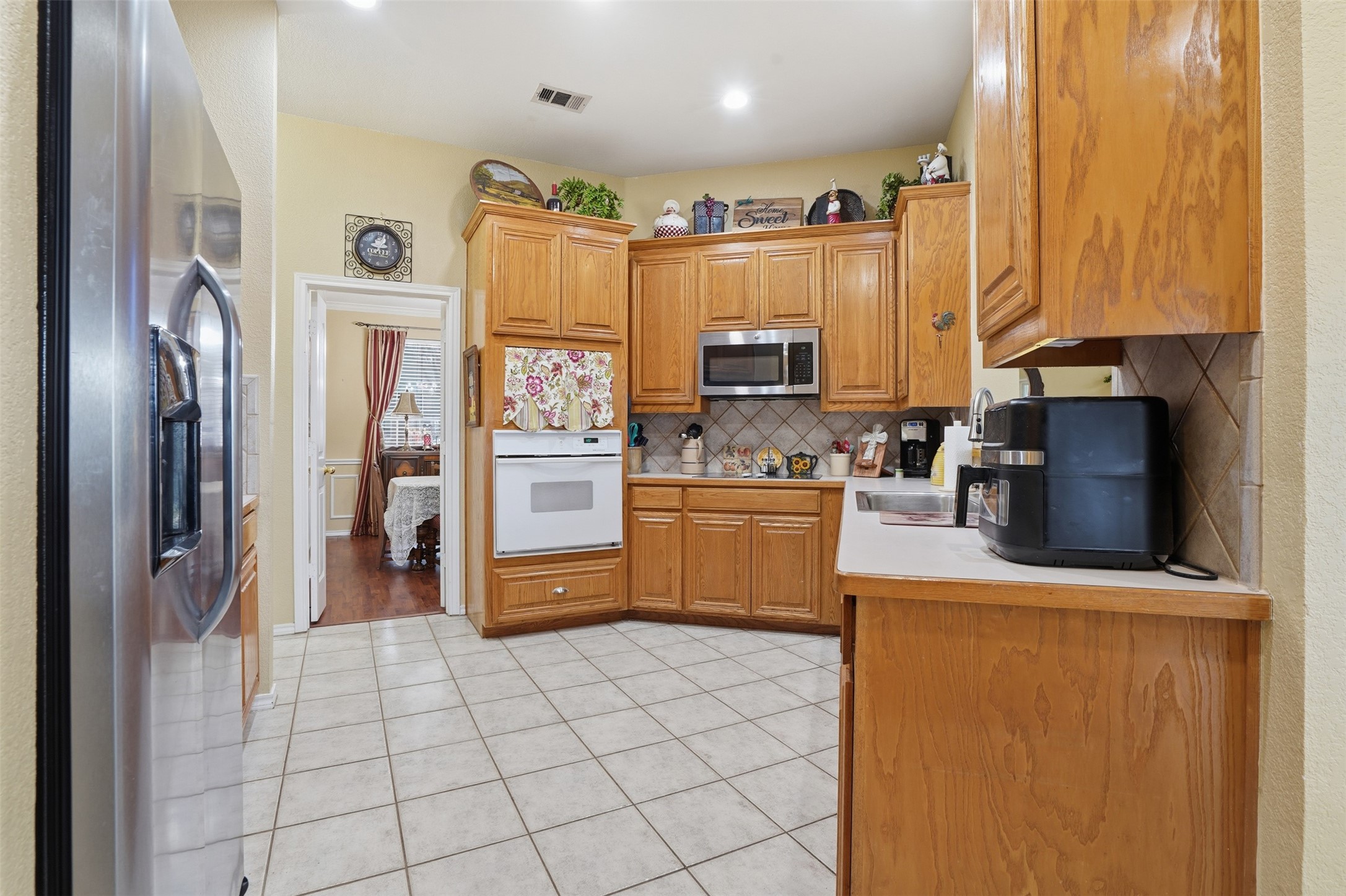 901 Dylan Court Burleson TX 76028