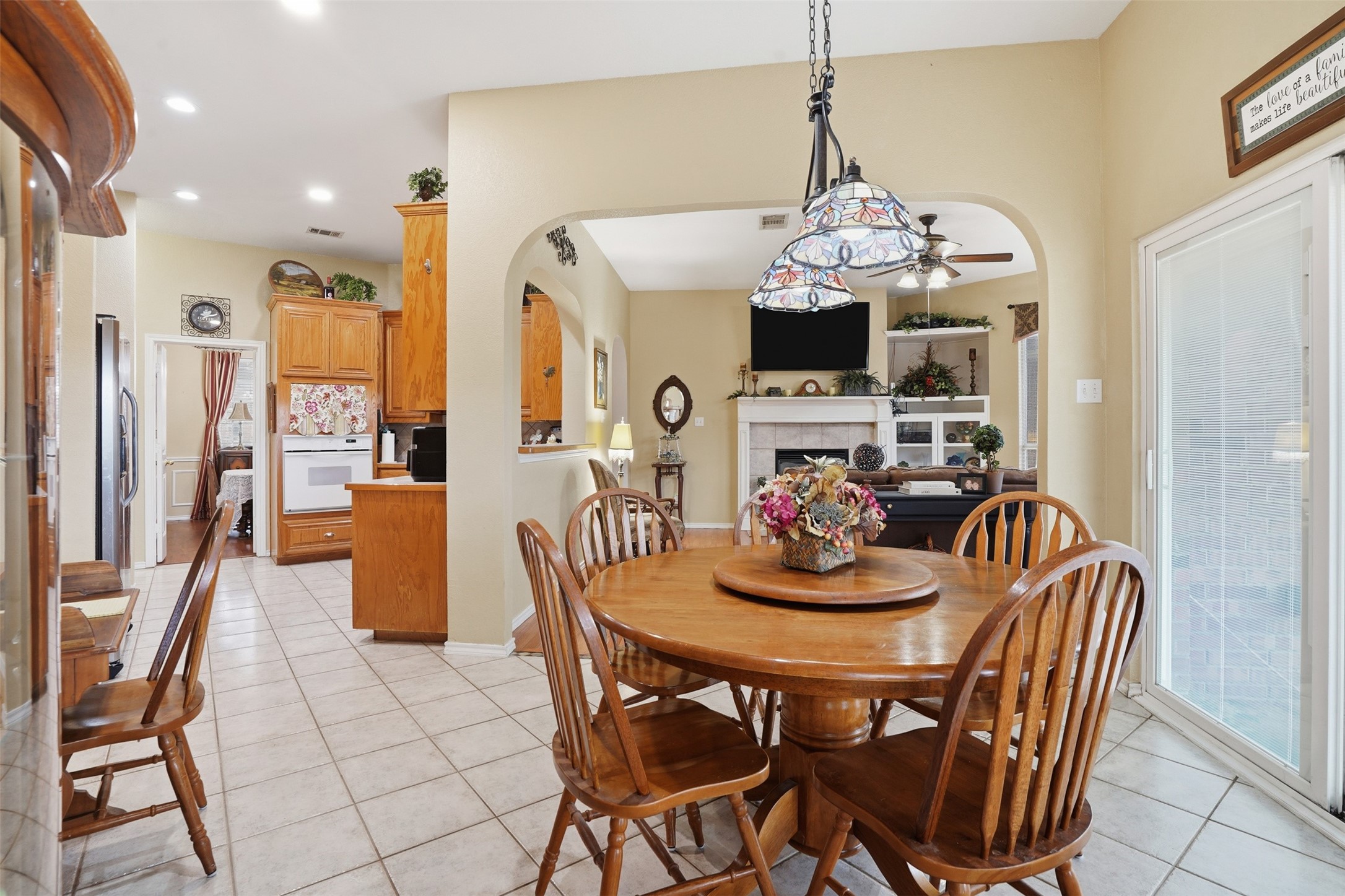 901 Dylan Court Burleson TX 76028