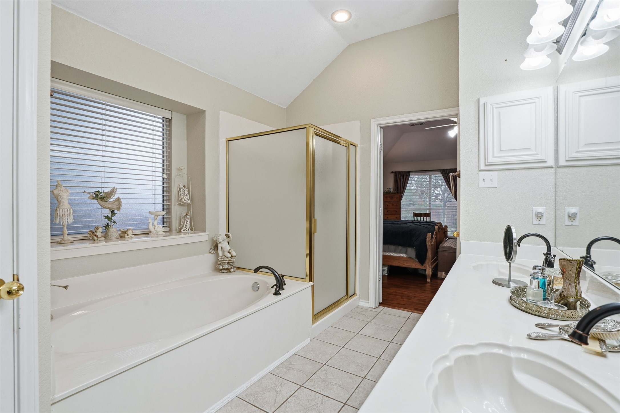 901 Dylan Court Burleson TX 76028