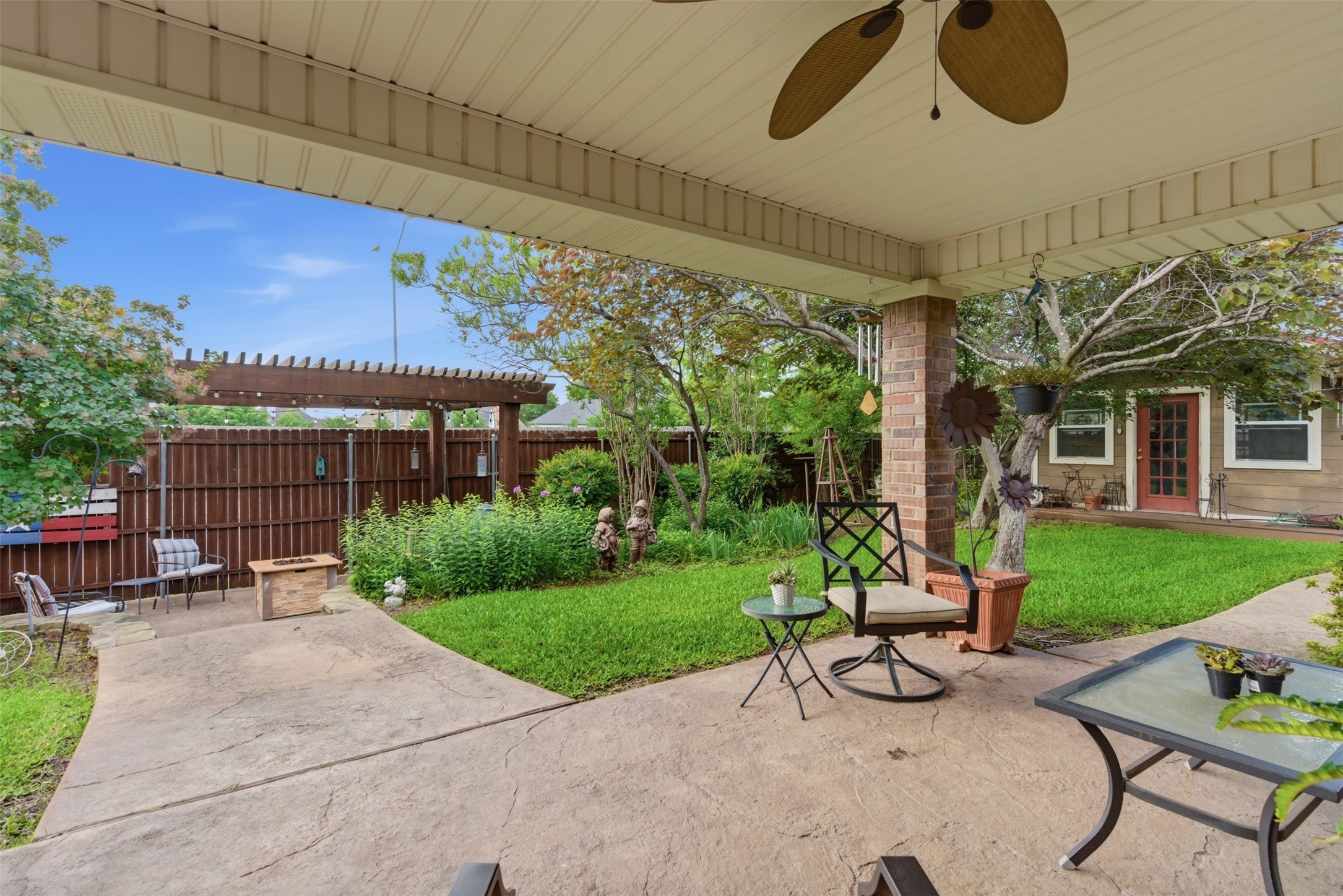 901 Dylan Court Burleson TX 76028